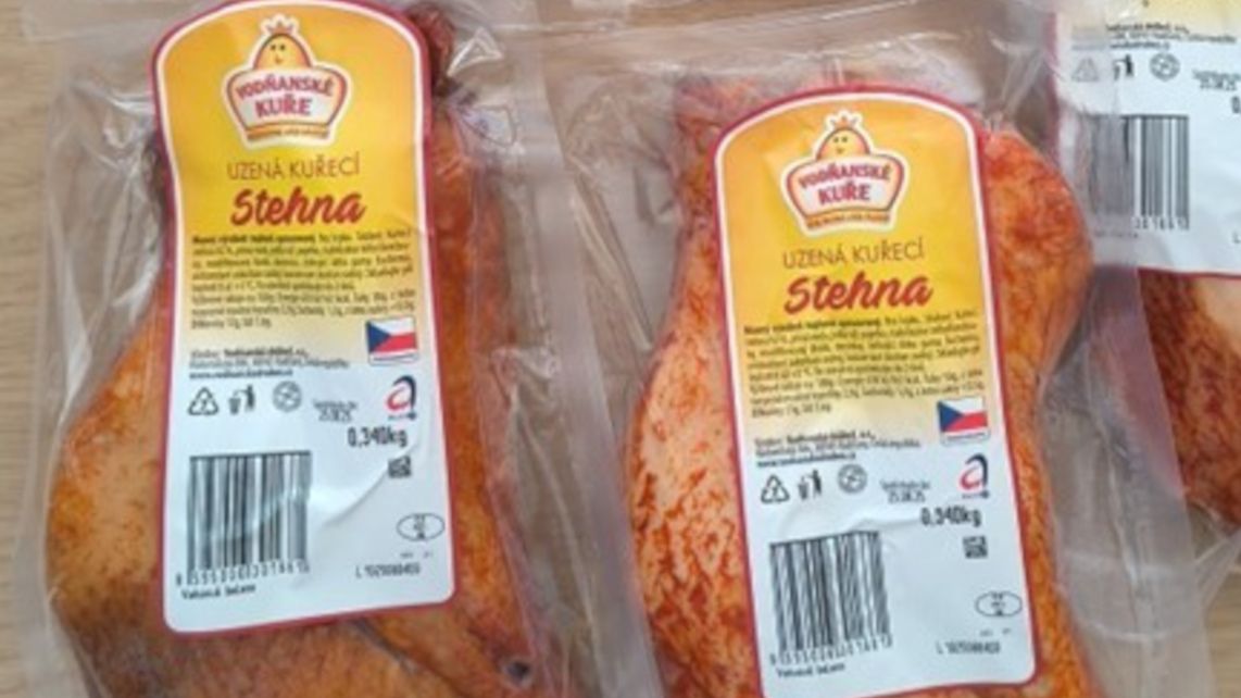 Šarže uzených kuřecích stehen od Vodňanské drůbeže obsahovala listérie